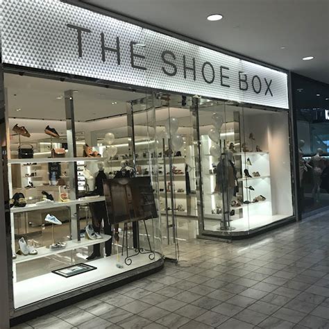 Lenox Square shoe stores